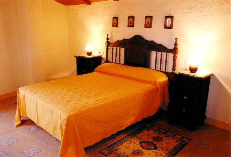 Mas Peraquintana Guest House L' Escala Екстериор снимка