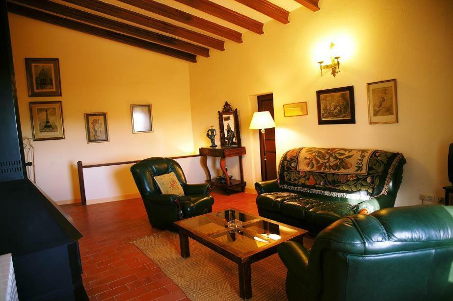 Mas Peraquintana Guest House L' Escala Екстериор снимка